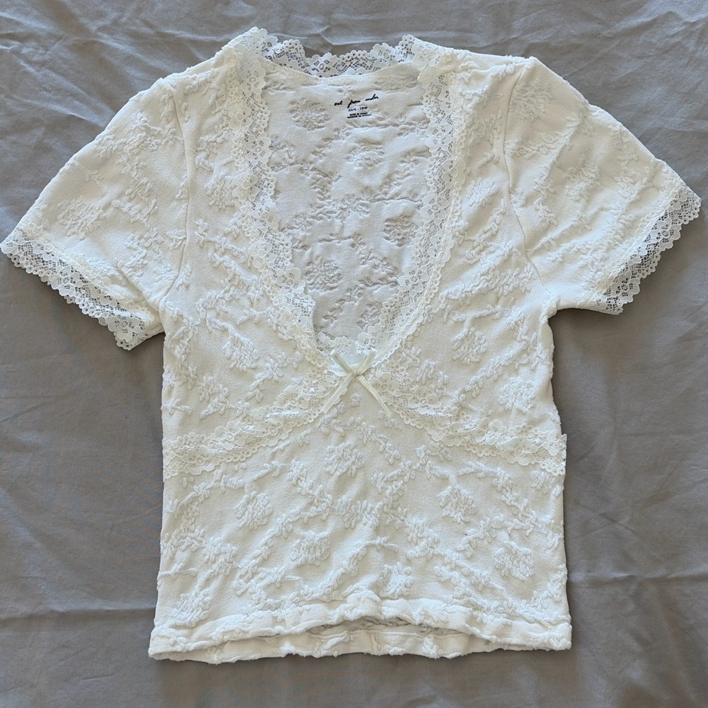 Urban Outfitters Cream Lace V-Neck Blouse Y2K
